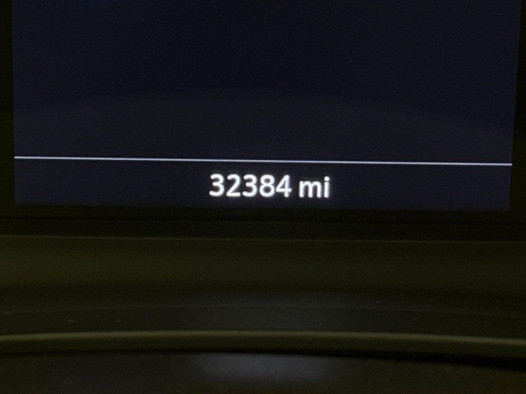 used 2023 Cadillac XT5 car, priced at $33,800