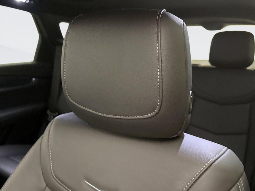 used 2023 Cadillac XT5 car, priced at $33,800