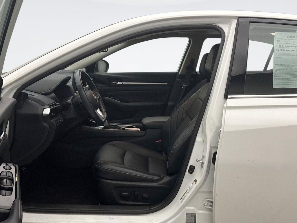 used 2023 Nissan Altima car, priced at $25,300
