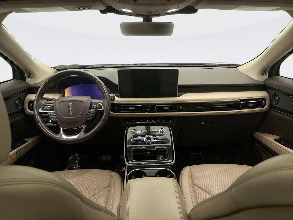 used 2022 Lincoln Nautilus car, priced at $35,999