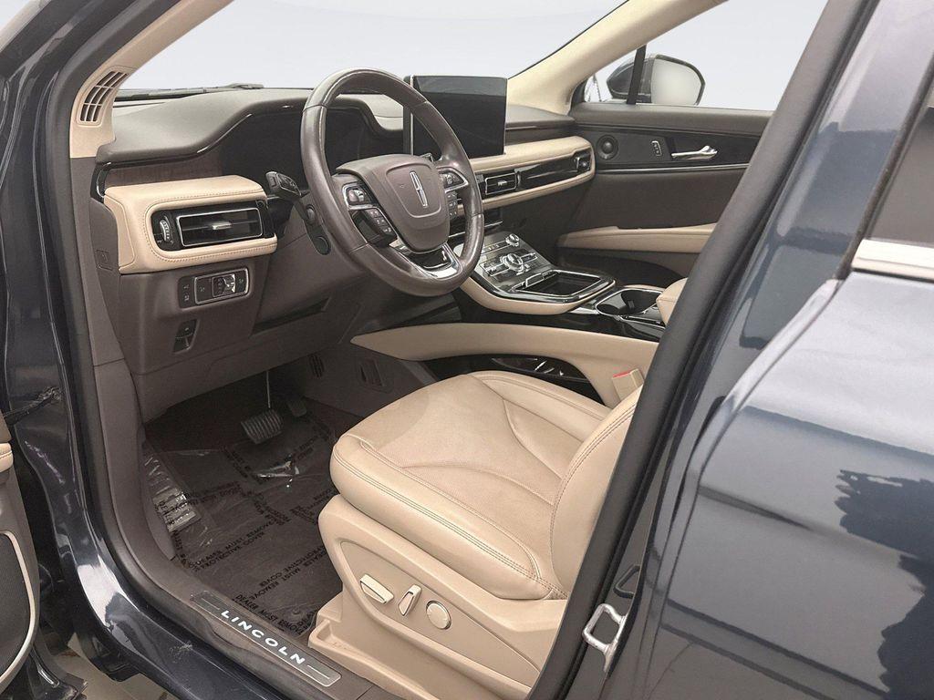 used 2022 Lincoln Nautilus car, priced at $35,999