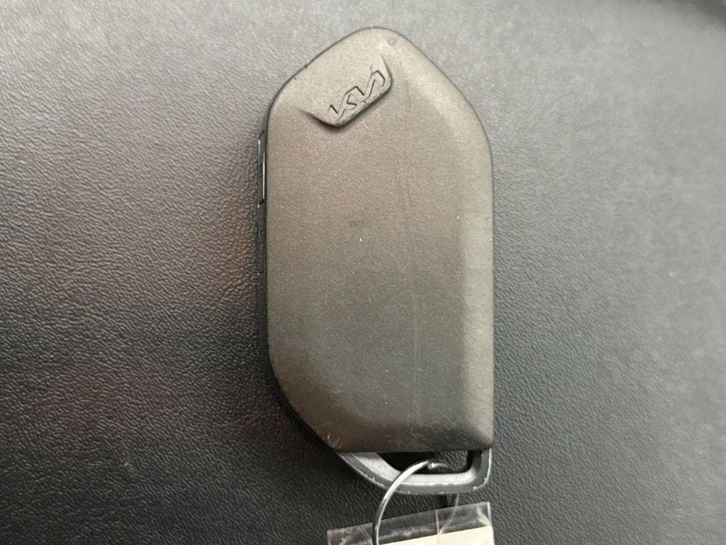 used 2023 Kia Telluride car, priced at $32,198