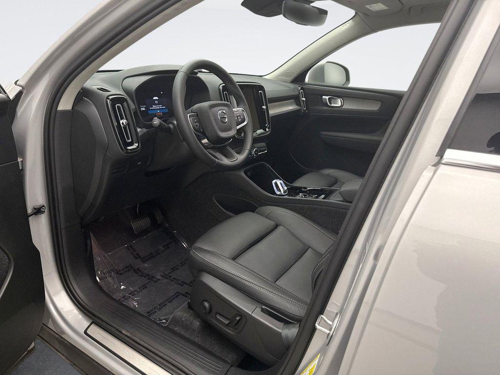 used 2025 Volvo XC40 car, priced at $32,599