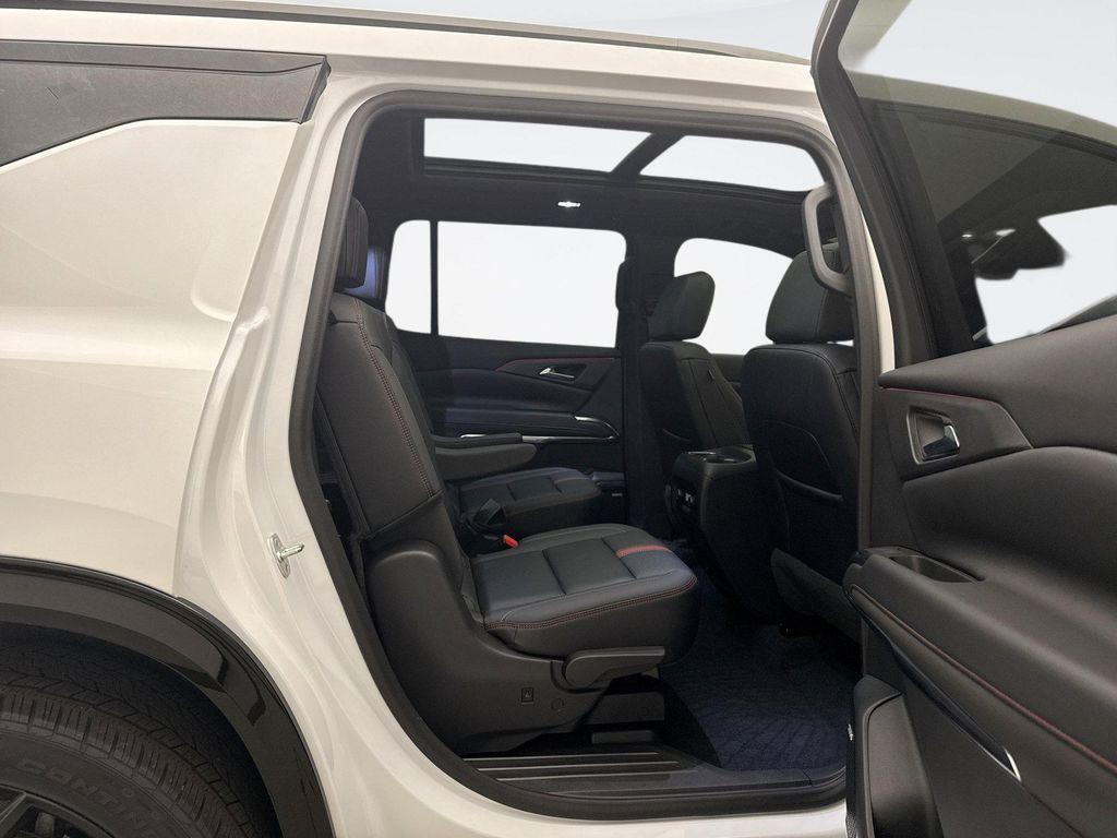 used 2024 Chevrolet Traverse car, priced at $48,488