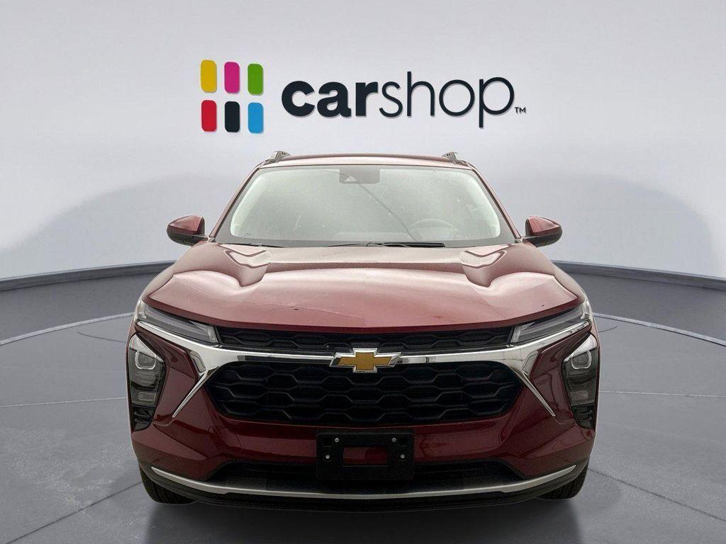 used 2025 Chevrolet Trax car, priced at $22,999