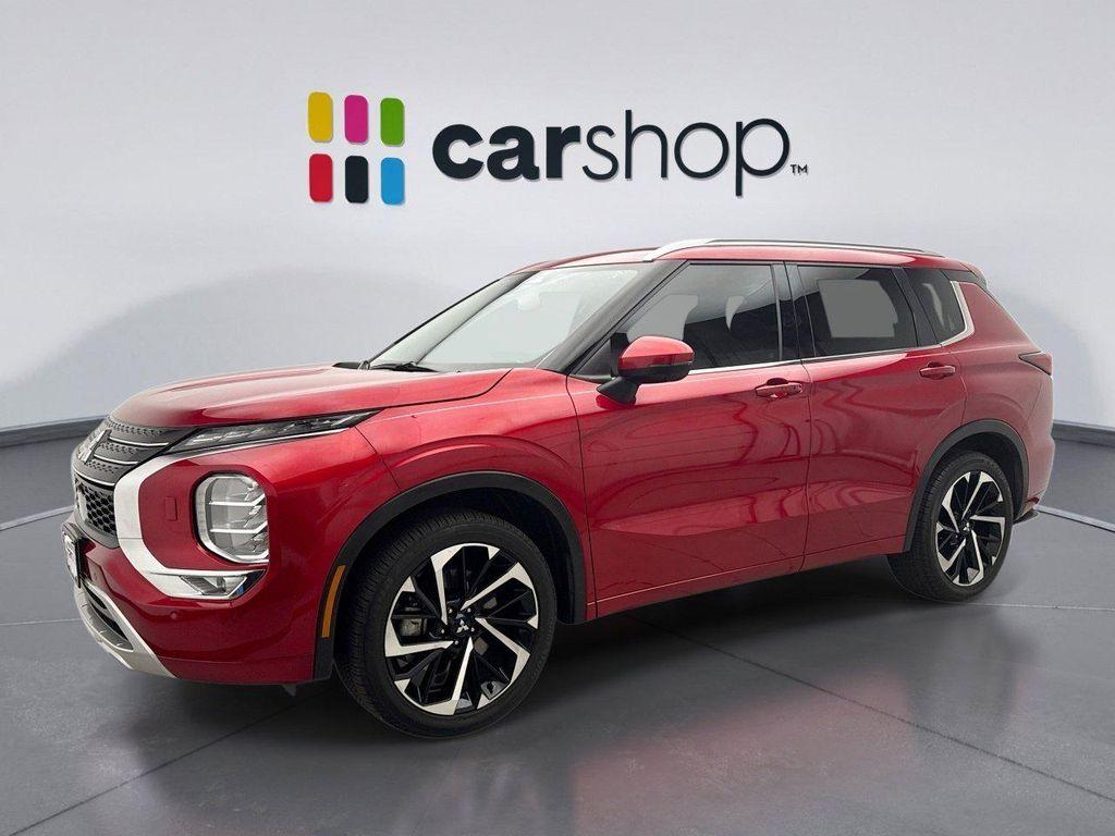 used 2024 Mitsubishi Outlander car, priced at $28,398