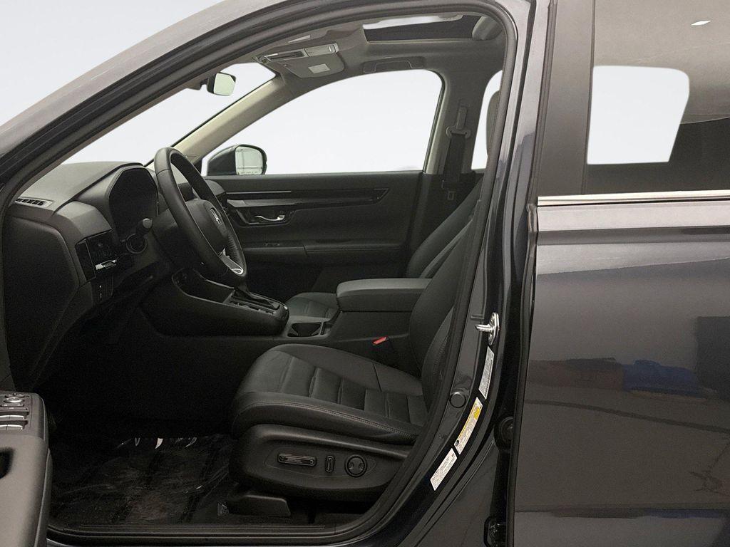 used 2025 Honda CR-V car, priced at $34,899