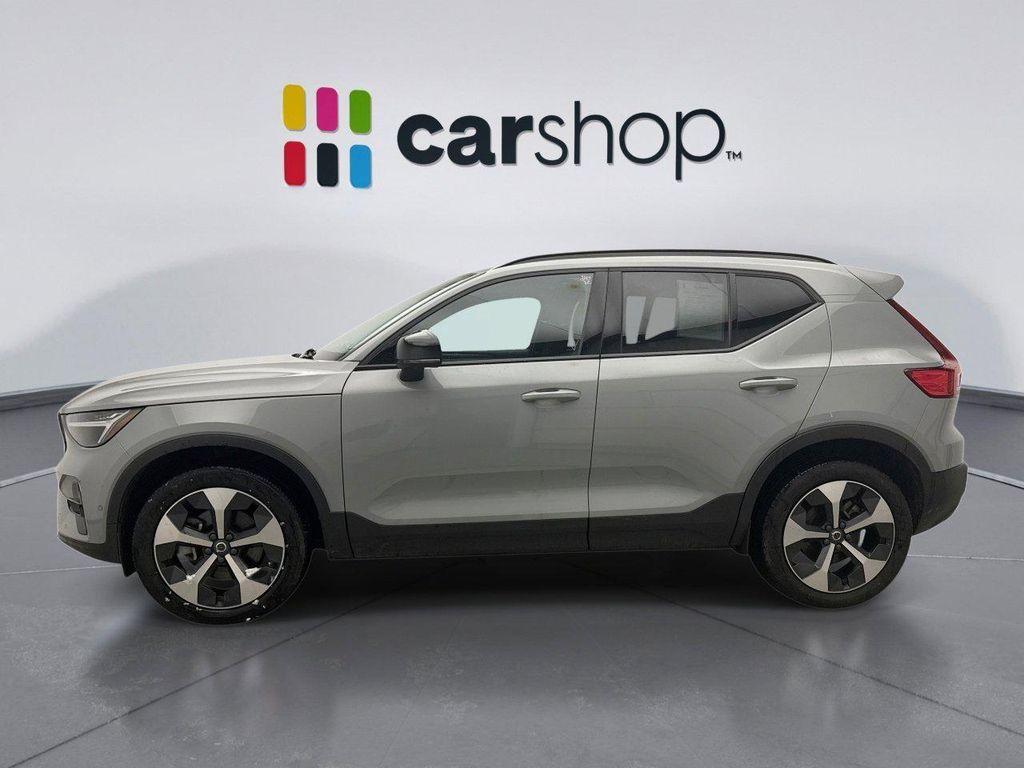 used 2025 Volvo XC40 car, priced at $31,000