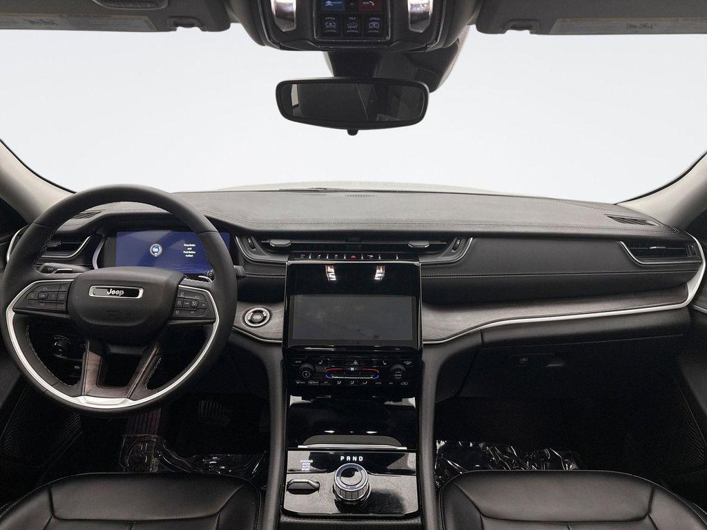 used 2024 Jeep Grand Cherokee car, priced at $32,399