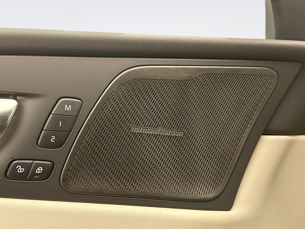 used 2025 Volvo XC60 car, priced at $47,599