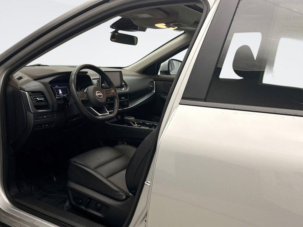 2023 Brilliant Silver Metallic Nissan Rogue