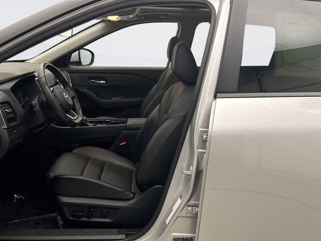 2023 Brilliant Silver Metallic Nissan Rogue