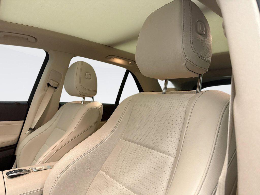 used 2024 Mercedes-Benz GLE 350 car, priced at $48,599