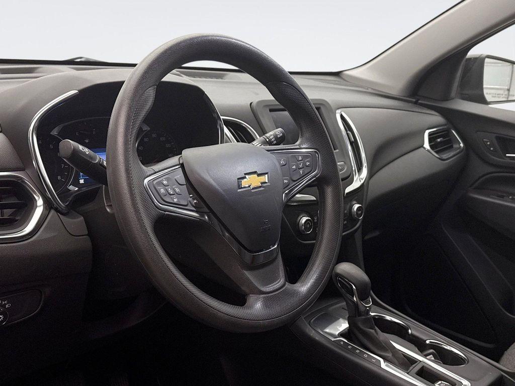 used 2024 Chevrolet Equinox car, priced at $21,200