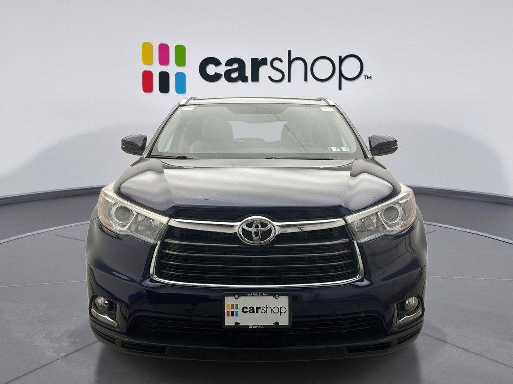 used 2015 Toyota Highlander car, priced at $22,249