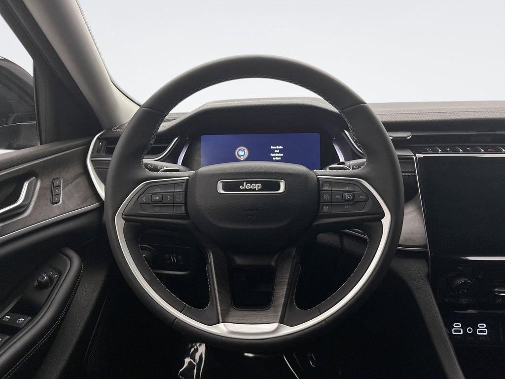 used 2023 Jeep Grand Cherokee car, priced at $33,399