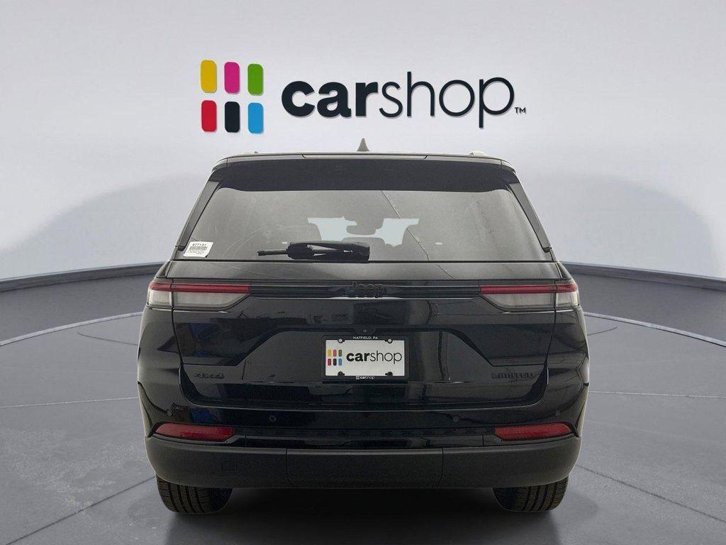 used 2023 Jeep Grand Cherokee car, priced at $33,399