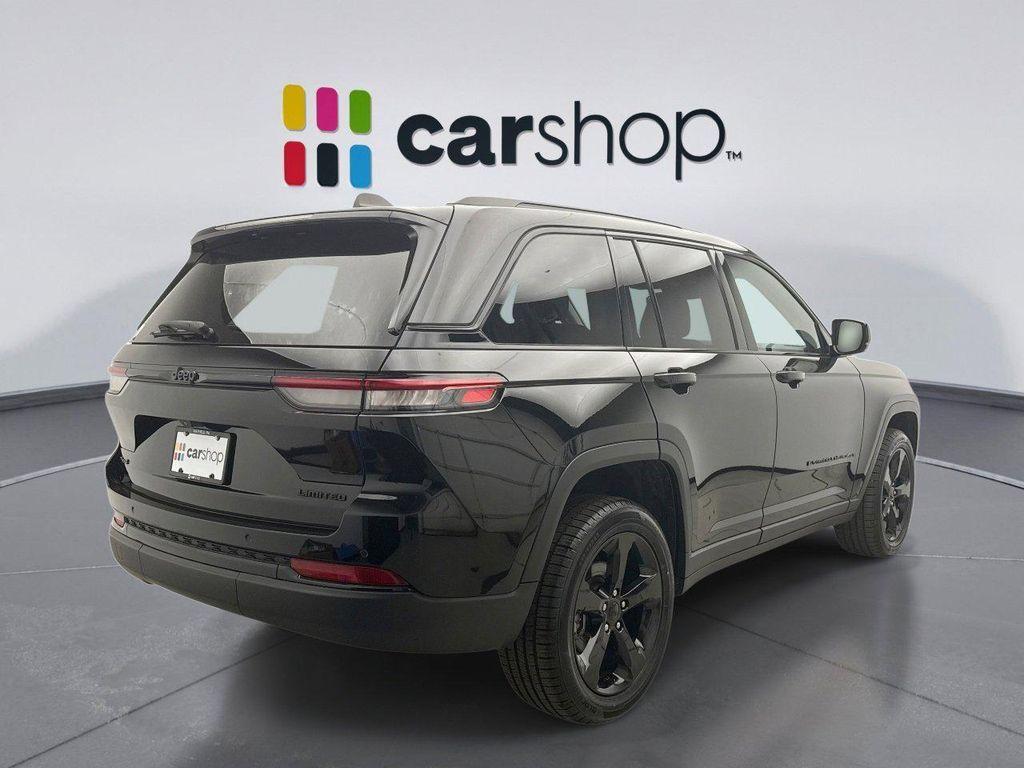 used 2023 Jeep Grand Cherokee car, priced at $33,399