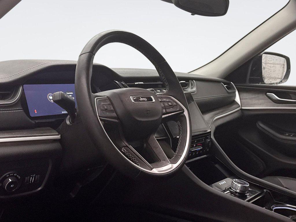 used 2023 Jeep Grand Cherokee car, priced at $30,999