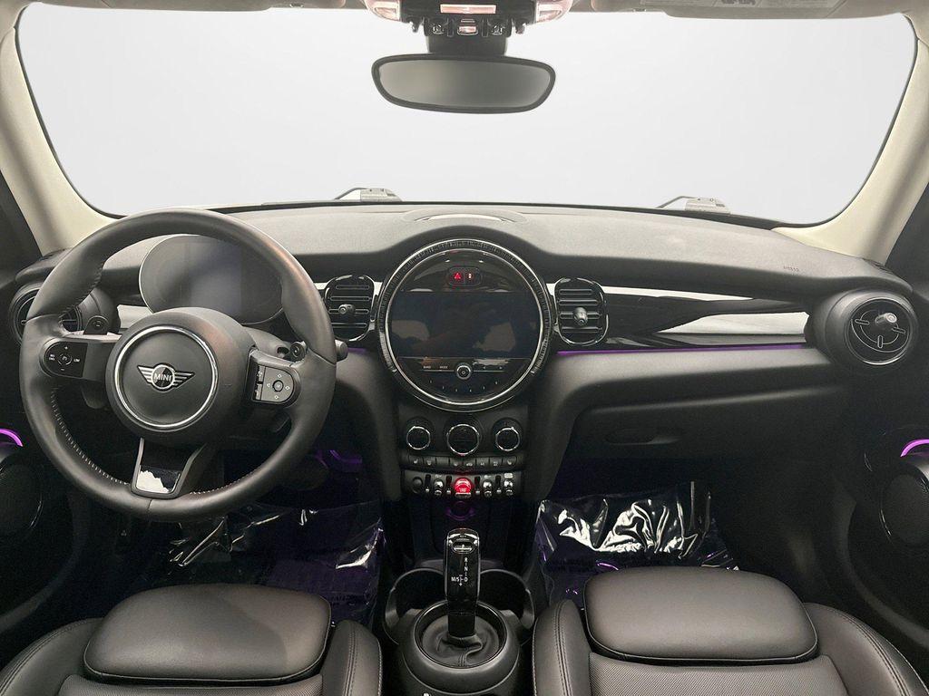 used 2023 MINI Hardtop car, priced at $25,999