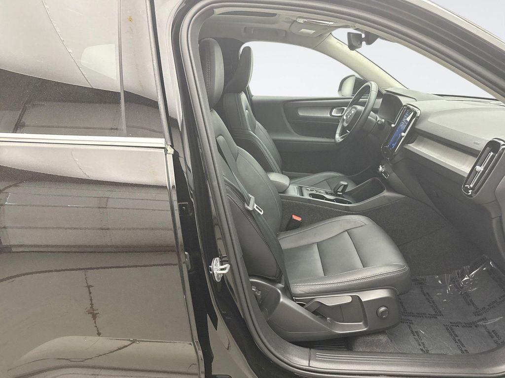 used 2025 Volvo XC40 car, priced at $30,599