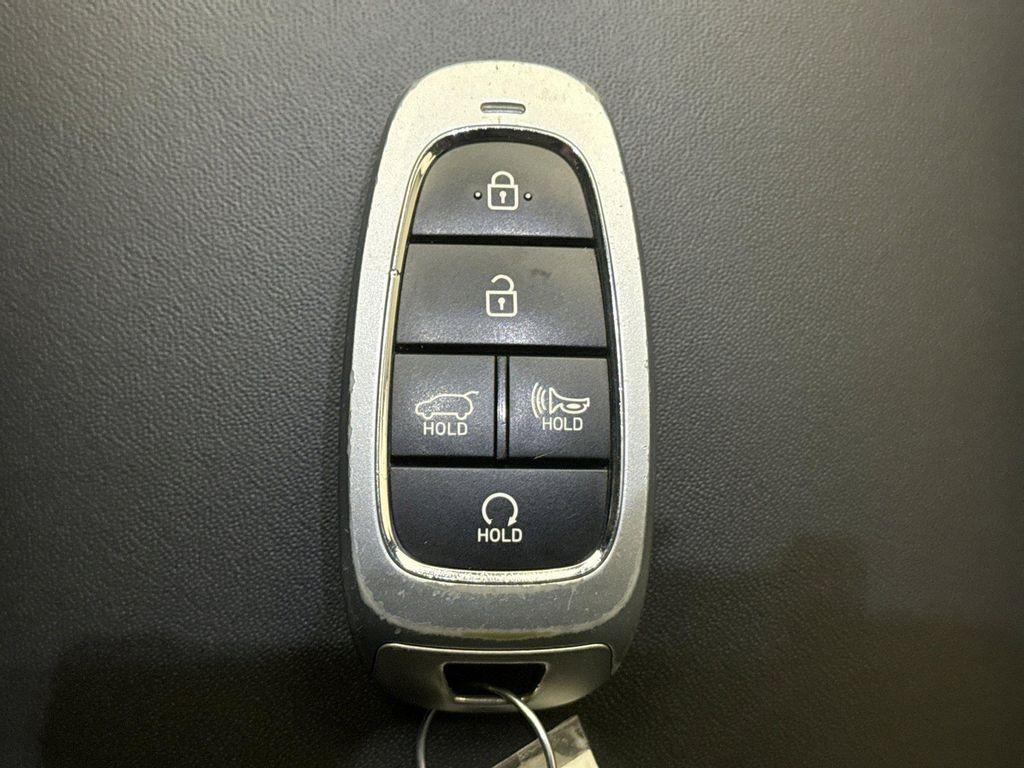 used 2023 Hyundai Santa Fe car, priced at $27,700