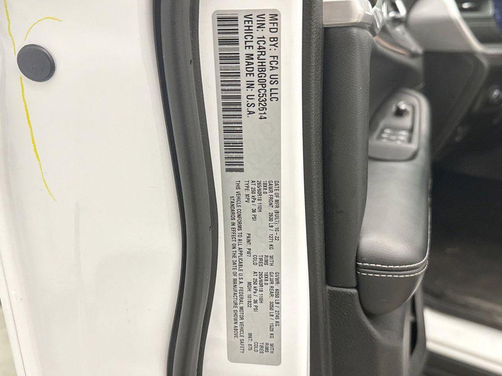 used 2023 Jeep Grand Cherokee car, priced at $31,000