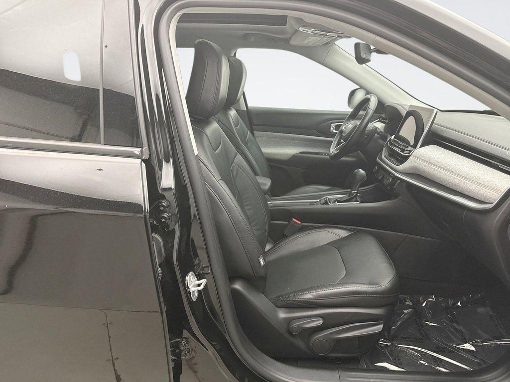 used 2022 Jeep Compass car, priced at $23,888