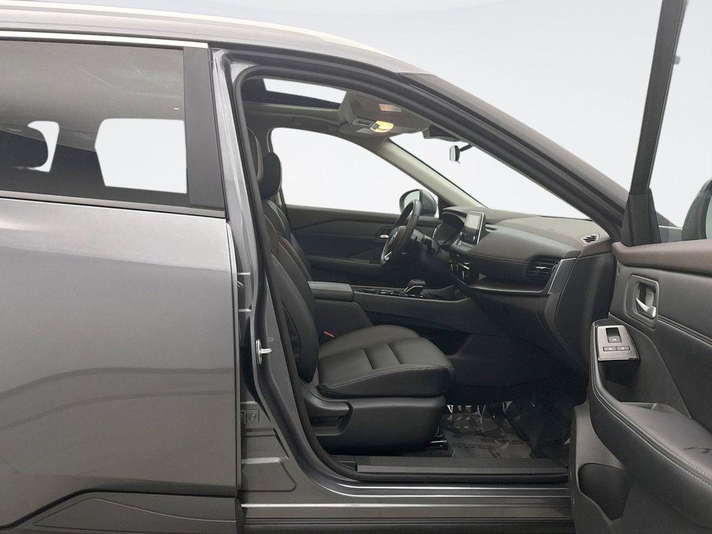 used 2023 Nissan Rogue car, priced at $25,000