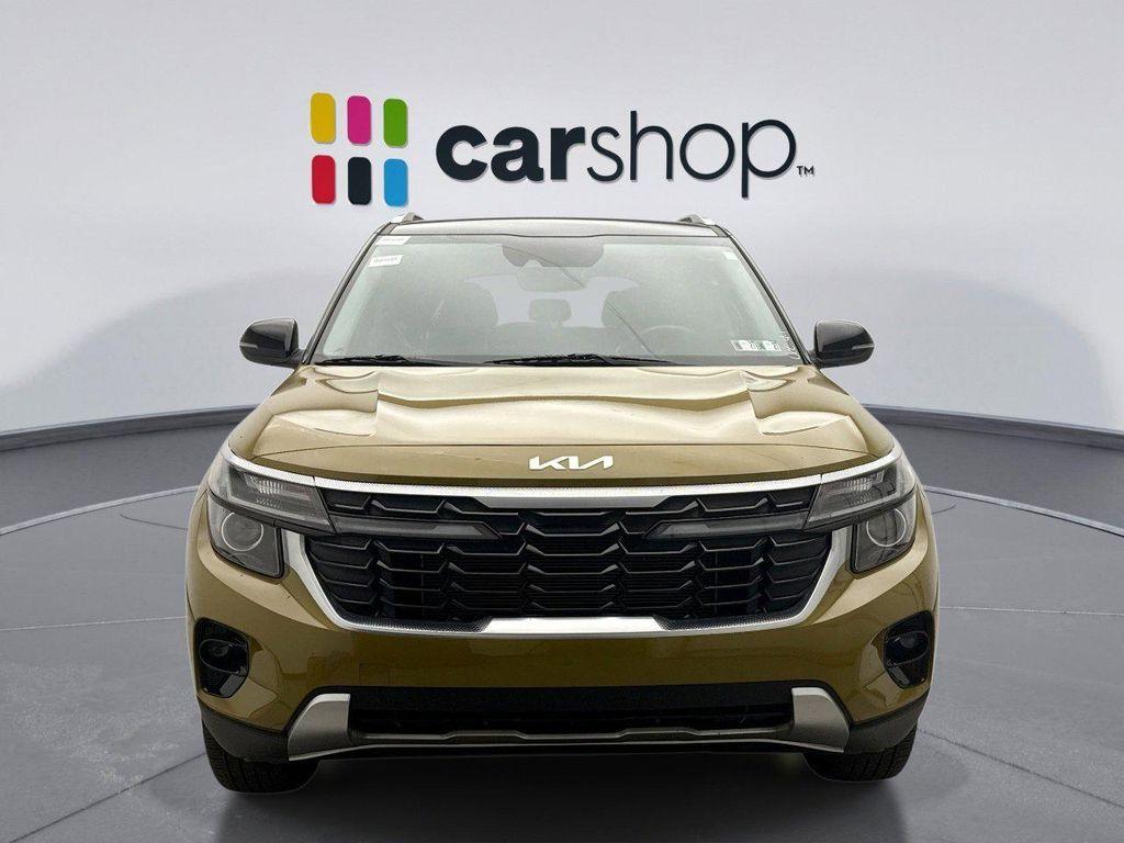 used 2024 Kia Seltos car, priced at $23,999