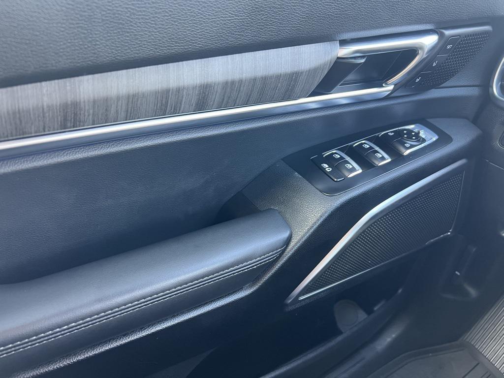 used 2024 Kia Telluride car, priced at $34,000