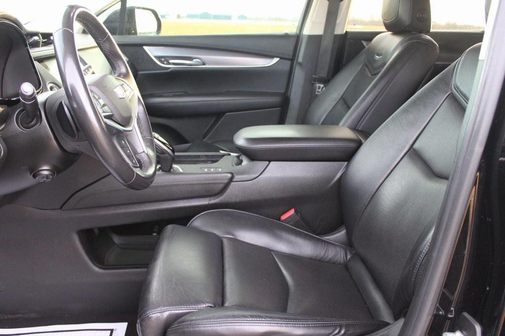 used 2017 Cadillac XT5 car, priced at $15,994