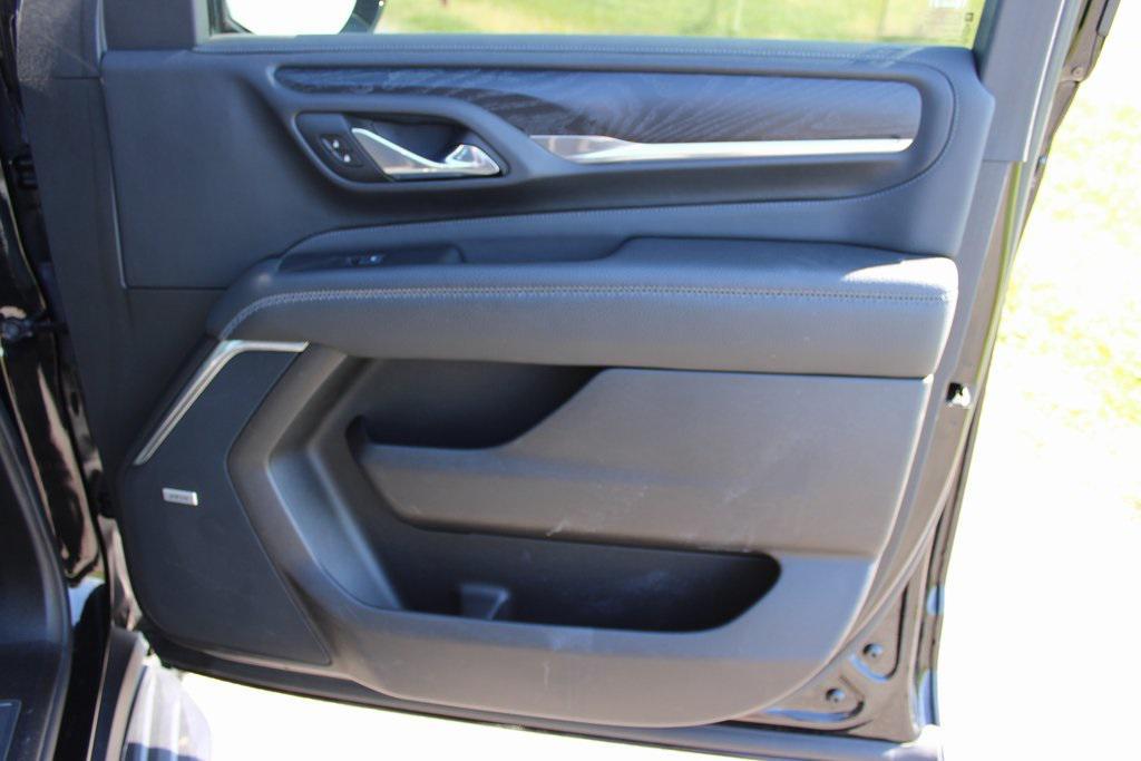 used 2021 GMC Yukon car, priced at $44,489