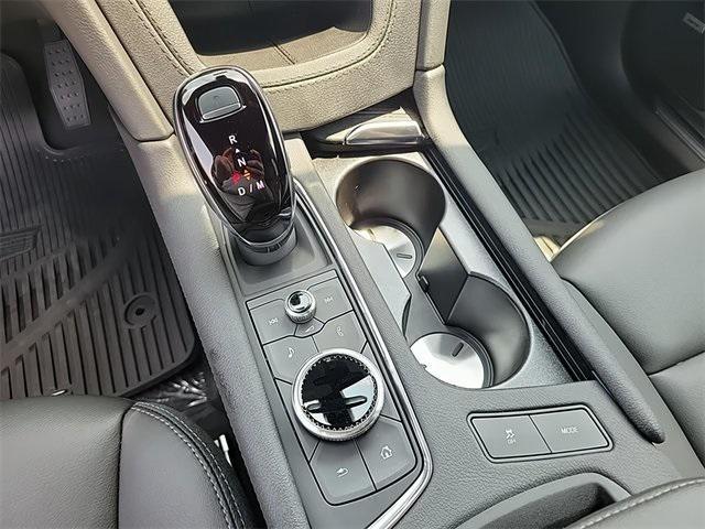 new 2024 Cadillac XT5 car, priced at $41,490