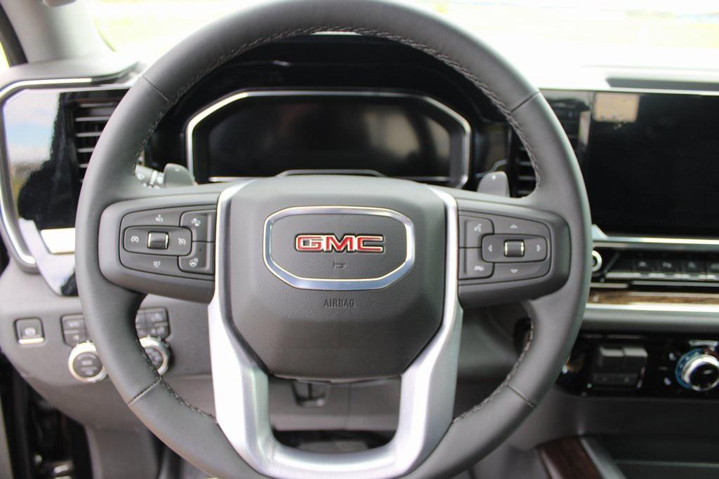 new 2025 GMC Sierra 1500 car, priced at $55,294