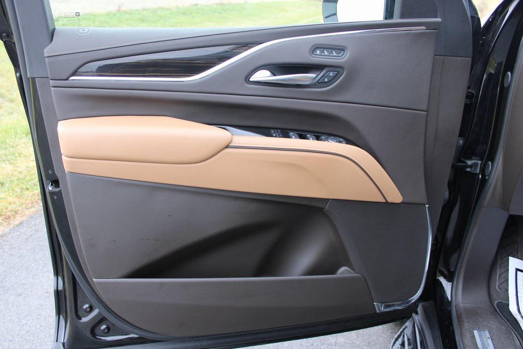 used 2024 Cadillac Escalade car, priced at $79,997