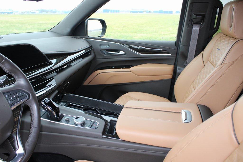 used 2024 Cadillac Escalade car, priced at $79,997