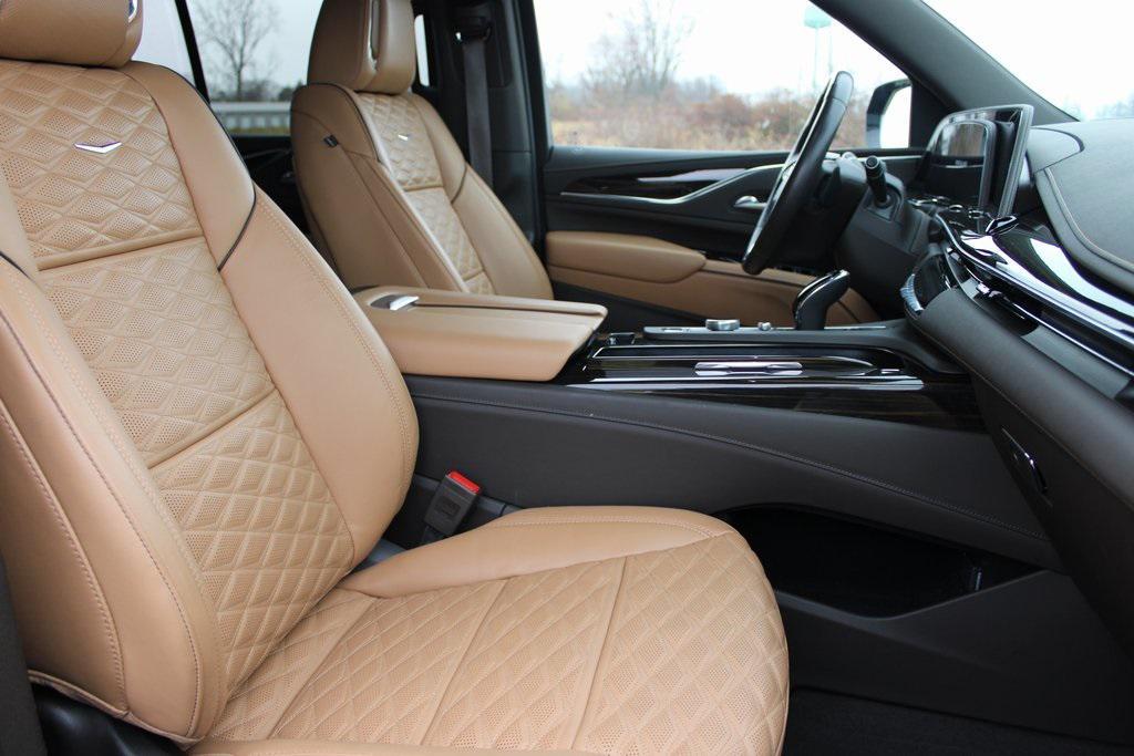 used 2024 Cadillac Escalade car, priced at $79,997