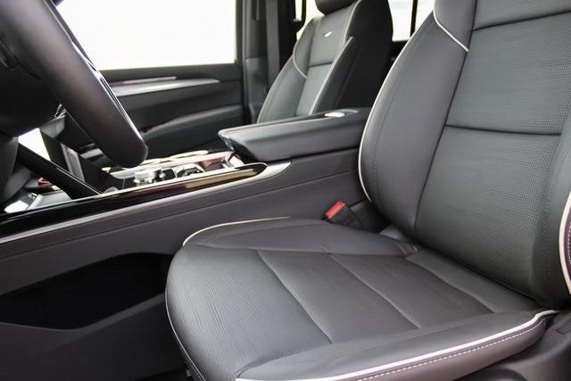 new 2025 Cadillac Escalade car, priced at $103,322