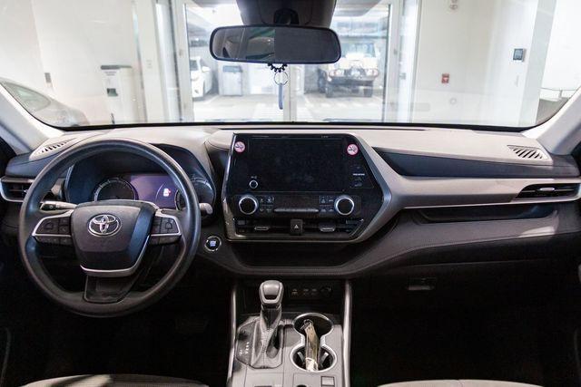 used 2023 Toyota Highlander car, priced at $36,995
