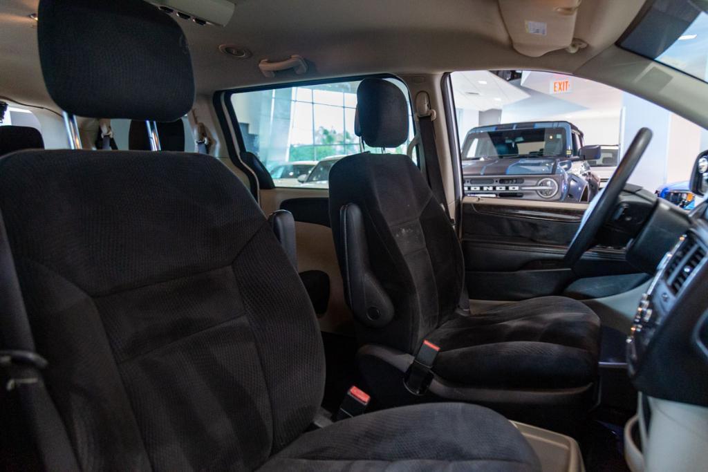 used 2014 Dodge Grand Caravan car