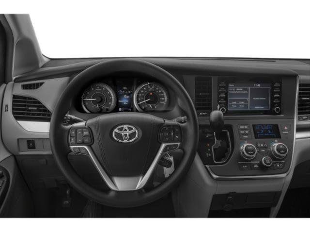 used 2018 Toyota Sienna car