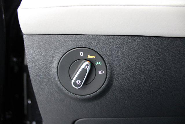 new 2026 Volkswagen Taos car, priced at $30,544