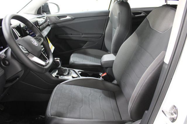 new 2026 Volkswagen Taos car, priced at $32,997