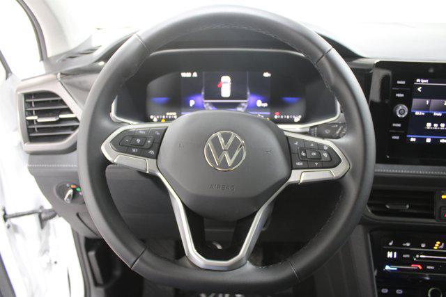 new 2026 Volkswagen Taos car, priced at $32,997