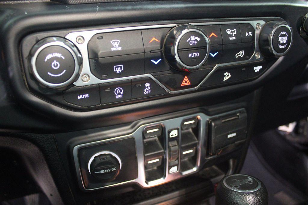 used 2019 Jeep Wrangler Unlimited car, priced at $30,747