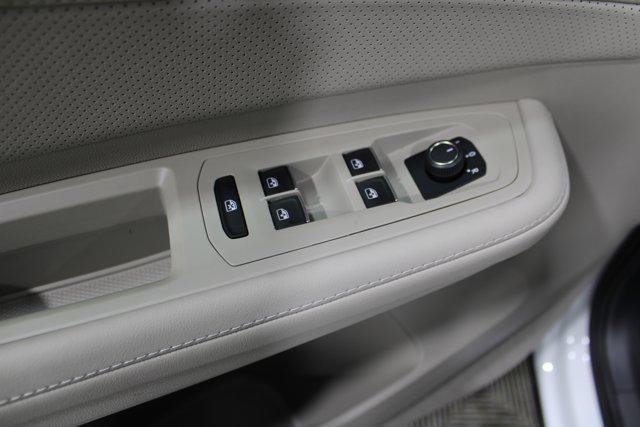 new 2026 Volkswagen Atlas car, priced at $38,812