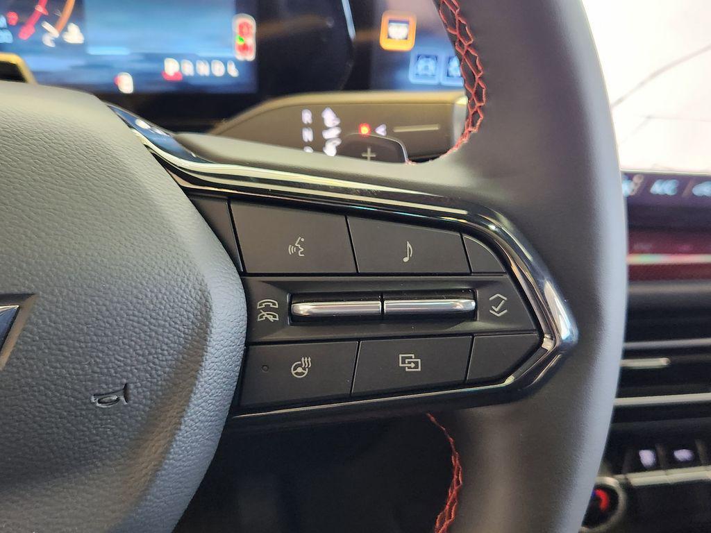 new 2026 Chevrolet Traverse car, priced at $61,915