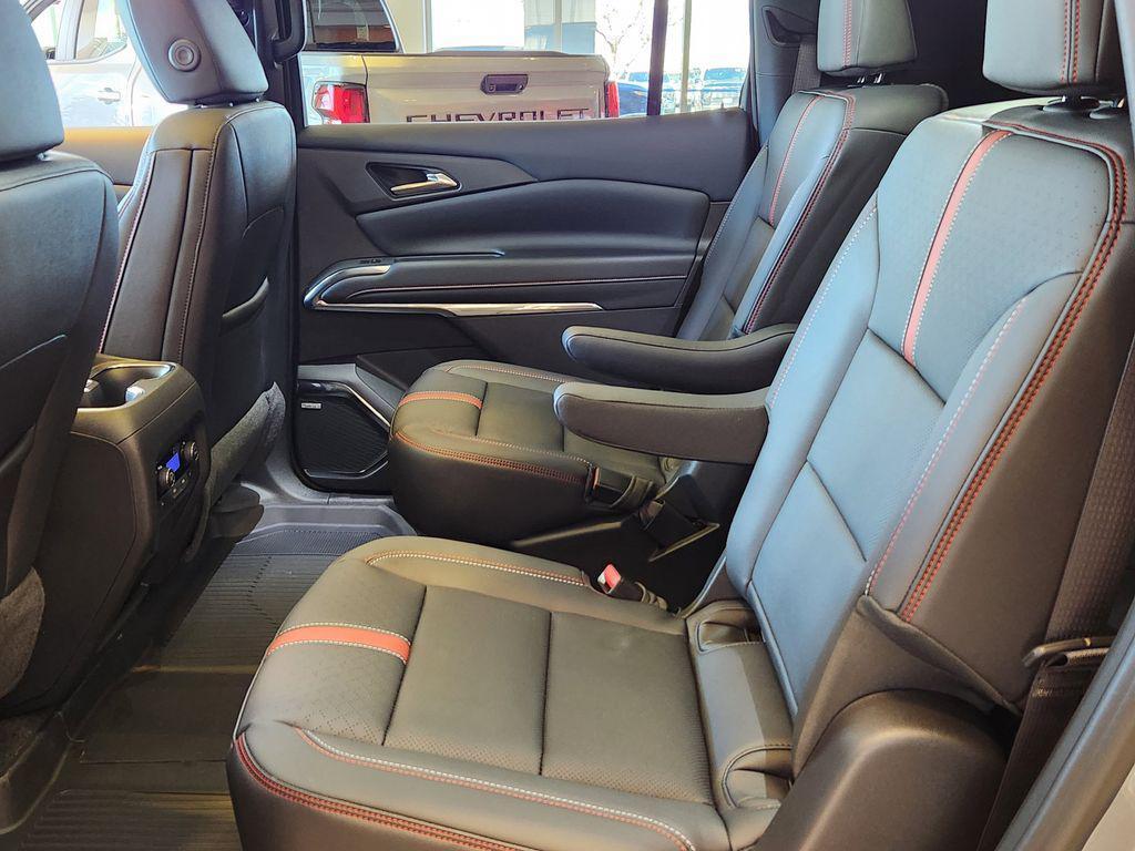 new 2026 Chevrolet Traverse car, priced at $61,915