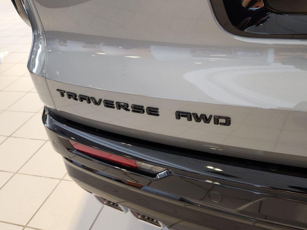 new 2026 Chevrolet Traverse car, priced at $61,915